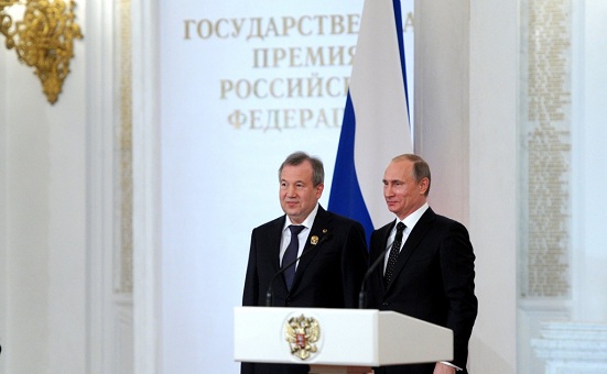 Красников и Путин_госпремия_12.06.2015.jpg